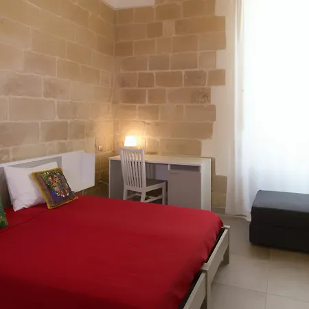 Alojamento de Acomodação e Pequeno-almoço Il Giardino Delle Margherite Lecce